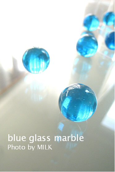 blue glass mable_1.jpg